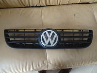 Grila radiator Volkswagen Polo 9N 1.9 tdi din 2007 cod:600853653