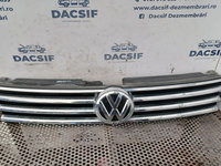 Grila radiator Volkswagen VW Touareg generatia 1 7L [2002 - 2007] Crossover 2.5 TDI Tiptronic (174 hp)