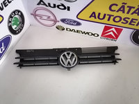 Grila radiator VW Golf 4
