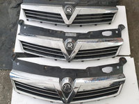 Grila radiatorcentrala Opel Zafira 2008