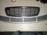 Grila spritatoare Mercedes e class w 211