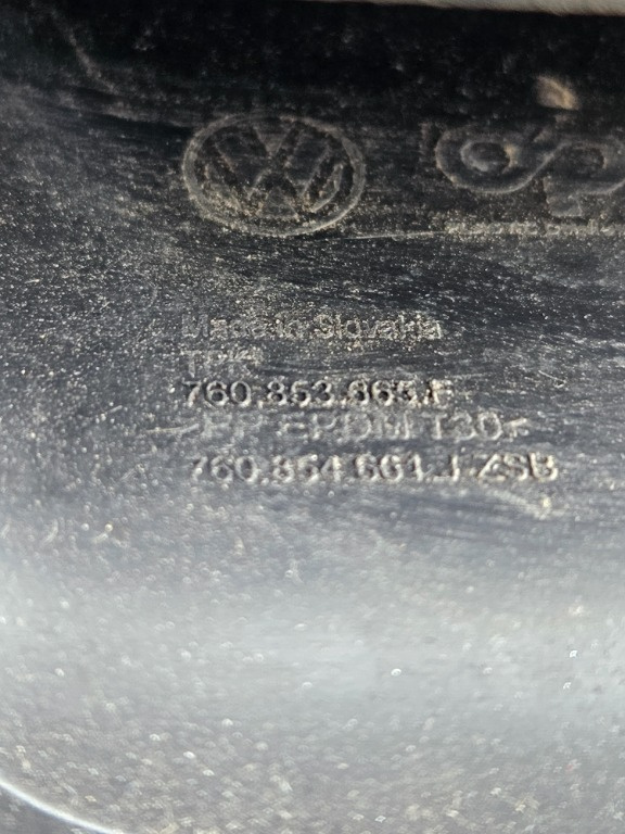 Grila stanga in bara fata vw touareg cr 