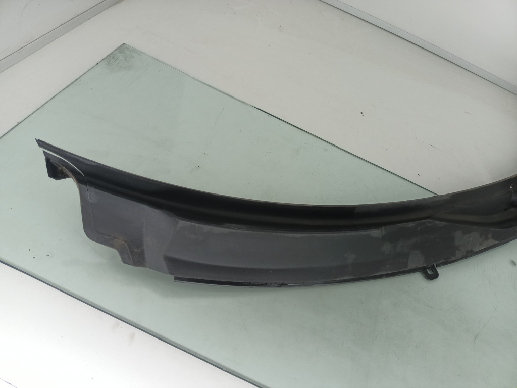 Grila stergator parbriz Audi A6 C6 2.7 T