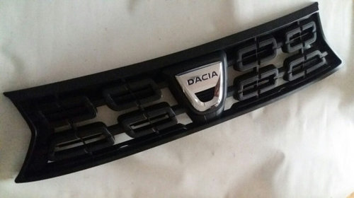 Grila superioară/ radiator Dacia Duster 2018