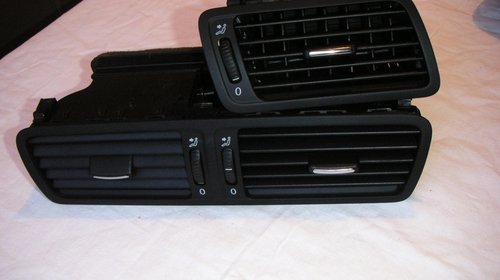 Grila ventilatie aer bord VW Passat B6 (2005-2009) CC dreapta (masina de europa) cod 3C1819702F