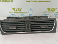 Grila ventilatie bord centrala 8t1820951c Audi A4 B8/8K [2007 - 2011] 2.0 tfsi CDNB