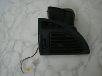 Grila ventilatie bord stanga Citroen C5 [2001 - 2004] Liftback 1.7 MT (116 hp) C5 I (DC_) 1.8 L