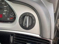 Grila ventilatie dreapta Audi A6 C6 Facelift