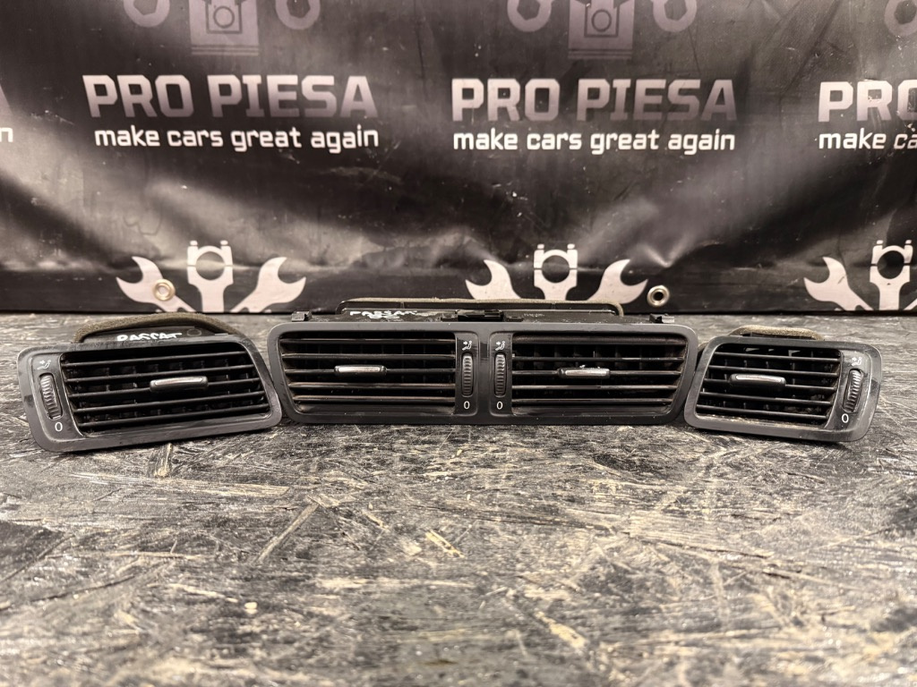 Gura aerisire bord laterala (Stanga/dreapta) Volkswagen Passat B6 - imagine 1