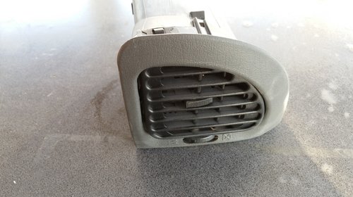 Gura ventilatie in bord Ford Transit 2000-200