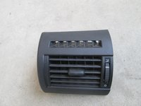 Gura ventilatie stanga 5Z0819703 VW Fox 2005 2006 2007 2008 2009