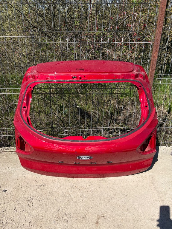 Haion / capota portbagaj Ford PUMA Rosu ST-Line 2019/2020/2021/2022/2023/2024/2025