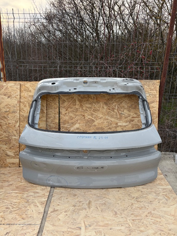 Haion / capota portbagaj Porsche Cayenne 9Y Facelift 2023/2024/2025/2026