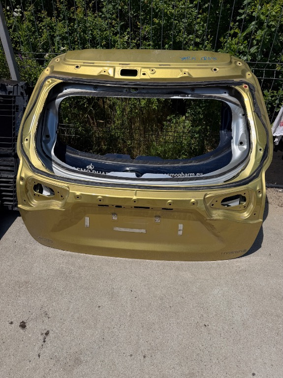 Haion / capota portbagaj Toyota Yaris CROSS 2020/2021/2022/2023/2024