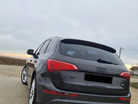 Haion cu luneta Audi Q5