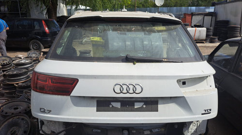 Haion cu luneta Audi Q7 Q7 4M 2015-2020