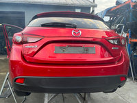 Haion cu luneta Mazda 3 BM 2014 hatchback Soul Red 41