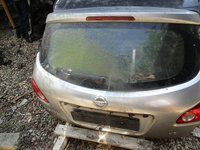 Haion cu luneta Nissan Qashqai 2007-2012