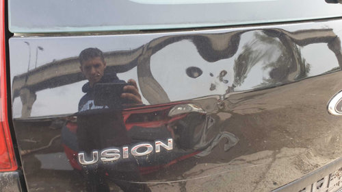 Haion Haion Portbagaj Dezechipat cu Luneta Geam Sticla DEFECT Ford Fusion 2002 - 2012 Culoare D2