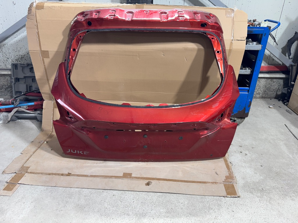 Haion / portbagaj Nissan JUKE F16 2019/2020/2021/2022/2023/2024