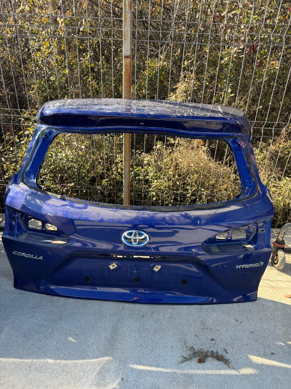 Haion / portbagaj Toyota Corolla CROSS ALBASTRU 2022/2023/2024/2025