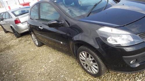 Haion Renault Clio 2006 Coupe 1.5 dci