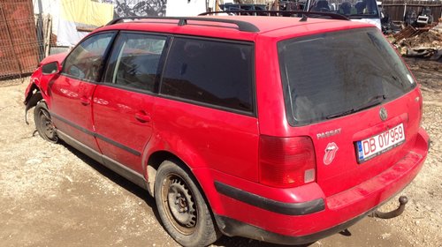 Haion rosu Vw Passat 2001