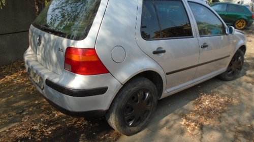 Haion Volkswagen Golf 4 2000 Hatchback 2.0