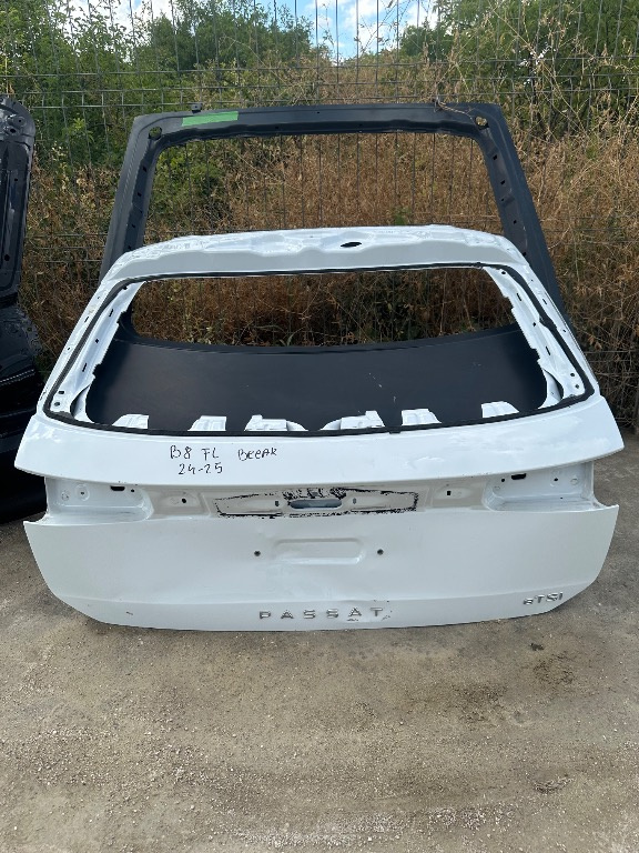 Haion Volkswagen Passat B8 FACELIFT combi break 2023/2024/2025
