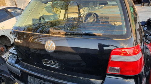 Haion VW Golf 4 Hatchback cod culoare LC9Z