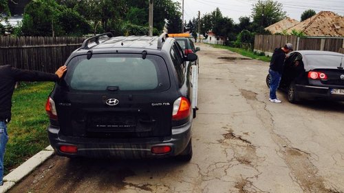 HYUNDAI SANTA FE 2.7 benzina 127 KW 2004 la dezmembrat