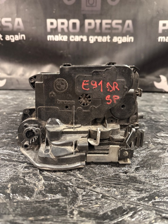Incuietoare dreapta spate BMW E90 E91 E92 E93 - imagine 2
