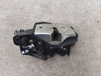 Incuietoare usa dreapta fata BMW E46, 2001