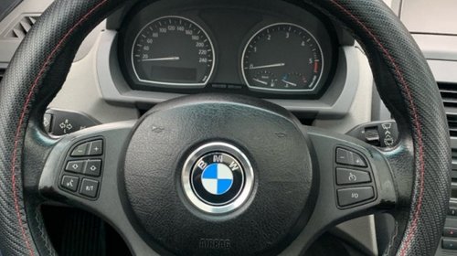 Inel Ornament emblema volan gama BMW crom, rosu sau albastru