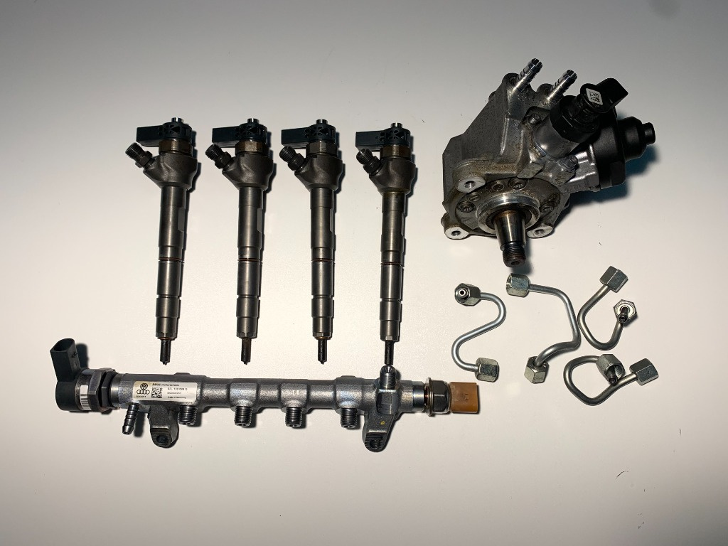 Injectie completa Audi A4 B8(8K) A5 8T Q5 8R 2.0 TDI CGL Originala 177 Cai aprox 60.000 km