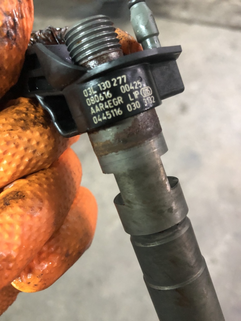 Injectoare 03L130277 Vw Passat B6 2.0 TDI tip CBAB