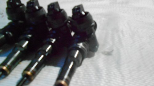 Injectoare 1.9 tdi PD 101 hp Vw Golf 4 /Bora / pasat Atd /ajm/atj