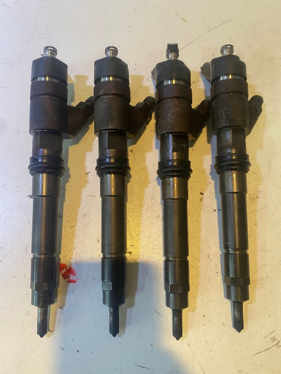 Injectoare 2.3 JTD Fiat Ducato EURO 3 cod 0445120011