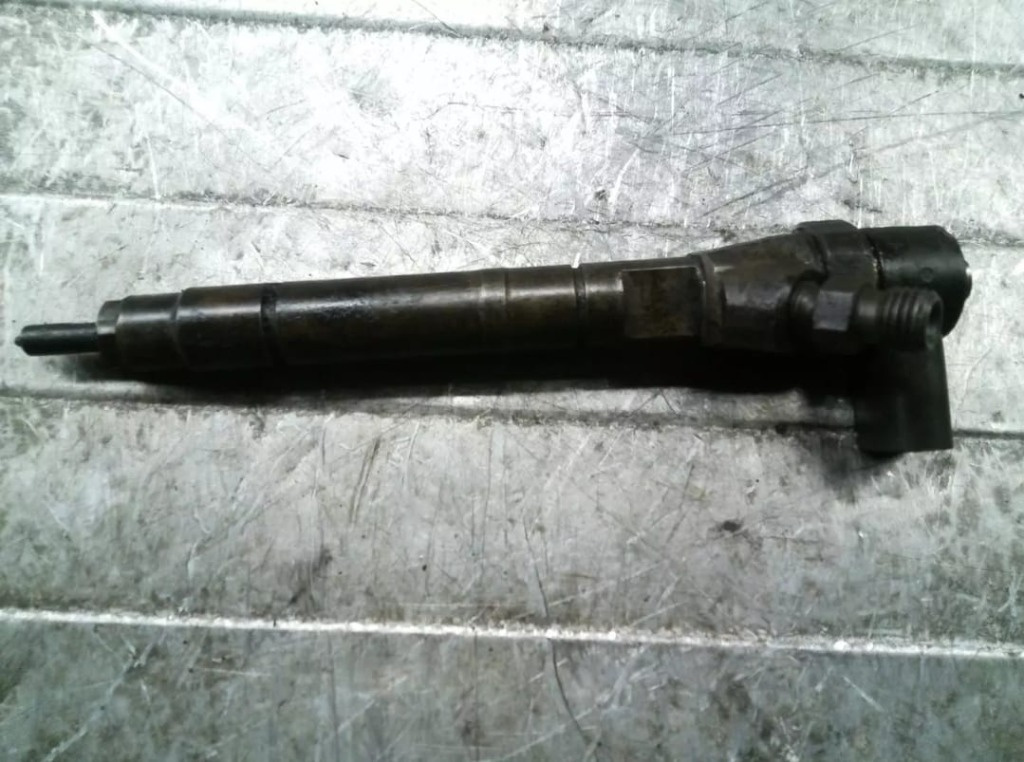 Injectoare A611 2.2 cdi an fab 1999-2009 cod A6130700687 C-Class W203 euro 3 diesel