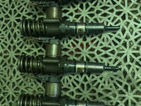 Injectoare Audi A4 B7 , A6 motor 2.0tdi cod injector 03G130073G / 0414720404