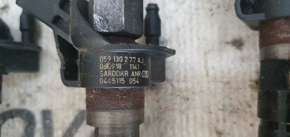 Injectoare audi a4 b7 si a6 2.7 tdi cod 