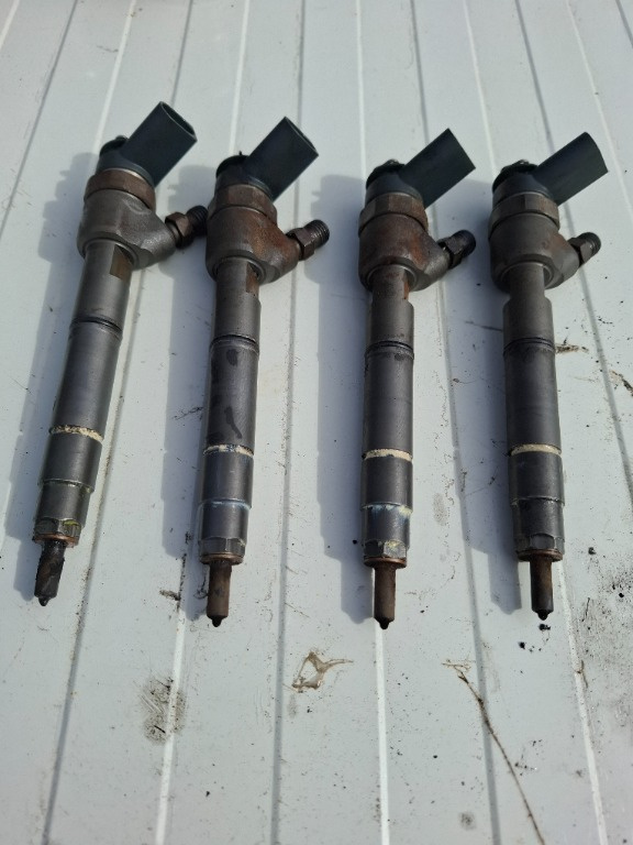 INJECTOARE B CLASS 200 CDI W245 COD INJECTOR A6400700787