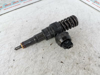 Injectoare Golf 5 Passat B6 1.9 TDI BLS . Cod OEM : 038130073BN 0414720313