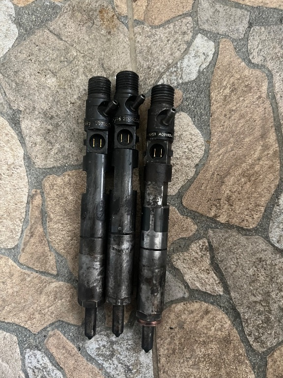 Injectoare Injector delphi Renault megane 2 1.5 dci euro 3 cod 8200365186