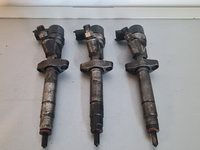 Injectoare Injector Renault Nissan 2.2 dci cod 0445110102