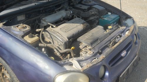 Injectoare Kia Shuma 2.0 benzina an 2001