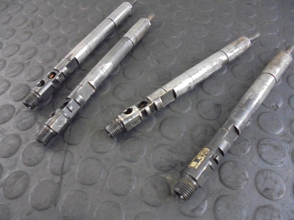 Injectoare Mercedes e class w211 delphi,