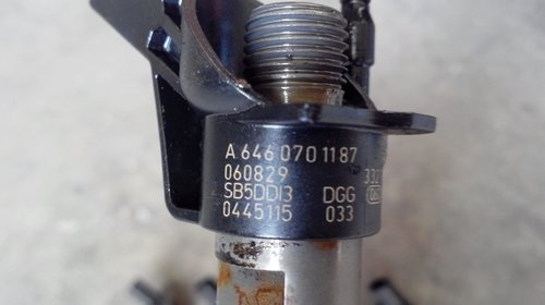 Injectoare Mercedes Sprinter Cod A 646 070 11 87