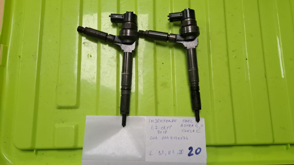 Injectoare Opel Astra G, H, Corsa C, 1.7cdti cod 0445110174