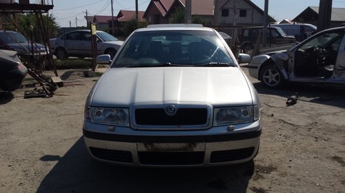 Injectoare pentru skoda octavia 1 2.0b an 200